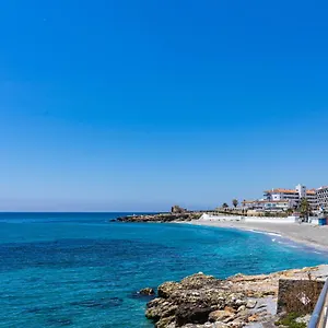https://andaluz-apartments-torrecilla.hotelsinnerja.org